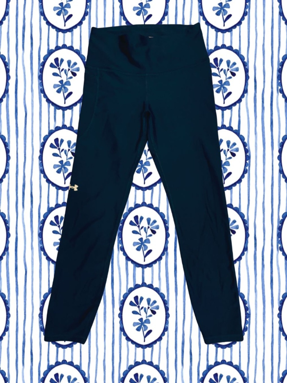 Under Armour Women's Navy Compression Leggings, Size S / P / CH